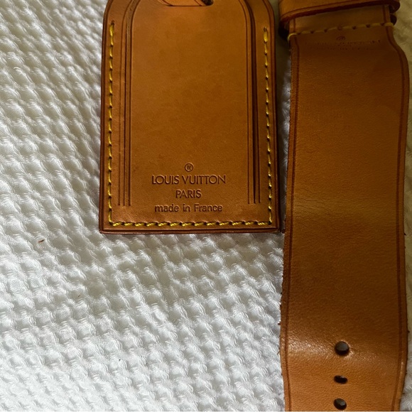 Authentic Louis Vuitton luggage tag - Picture 5 of 6
